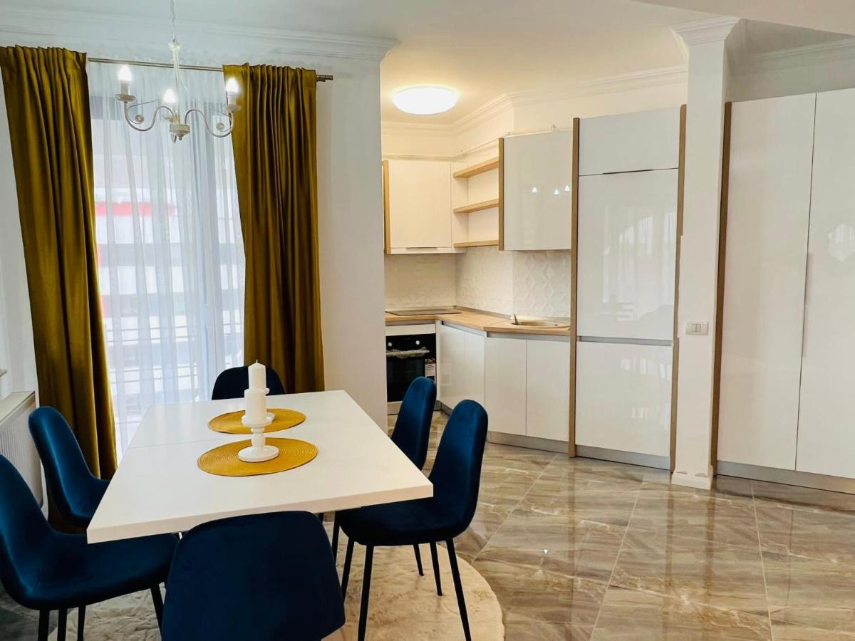Grazzia Deluxe Apartments นาโวดาริ ภายนอก รูปภาพ