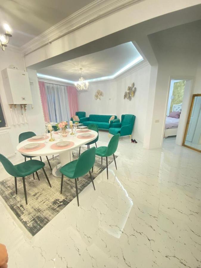 Grazzia Deluxe Apartments นาโวดาริ ภายนอก รูปภาพ