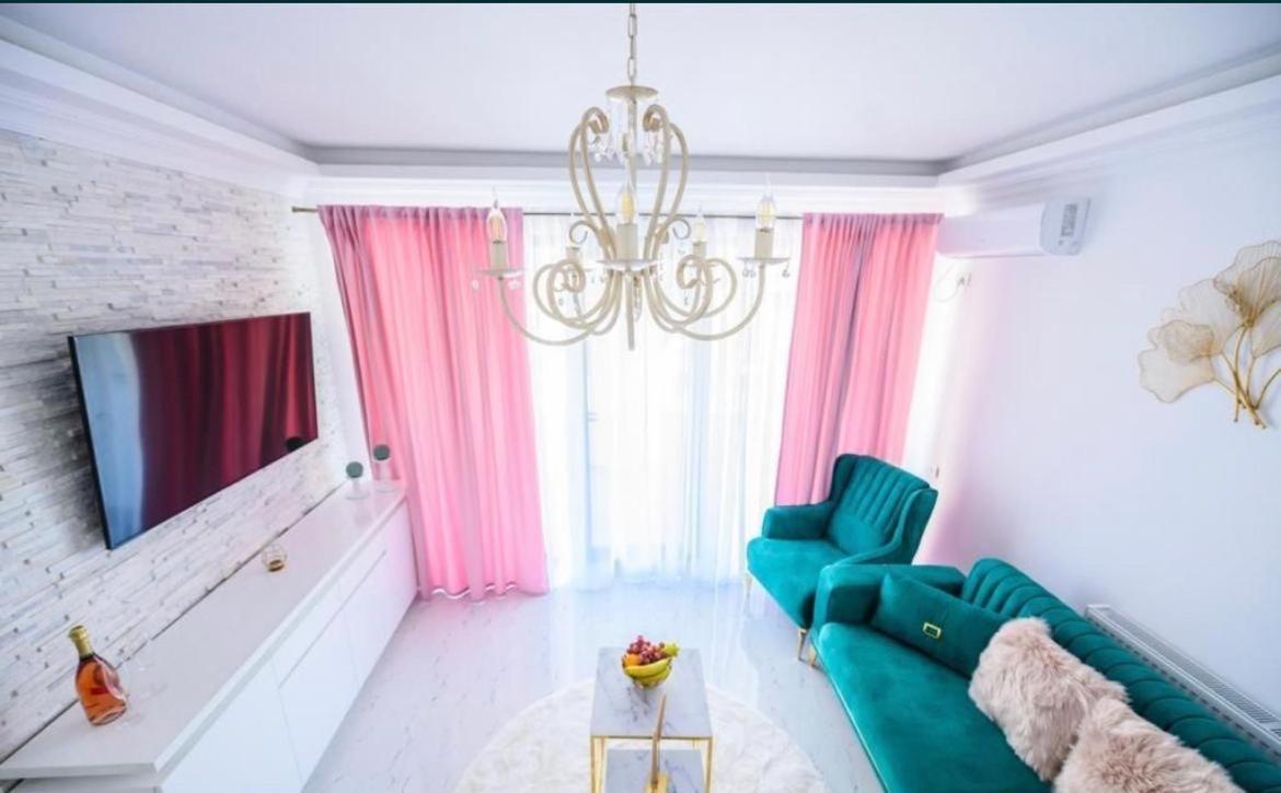 Grazzia Deluxe Apartments นาโวดาริ ภายนอก รูปภาพ