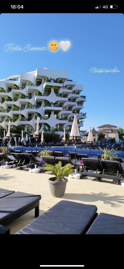 Grazzia Deluxe Apartments นาโวดาริ ภายนอก รูปภาพ