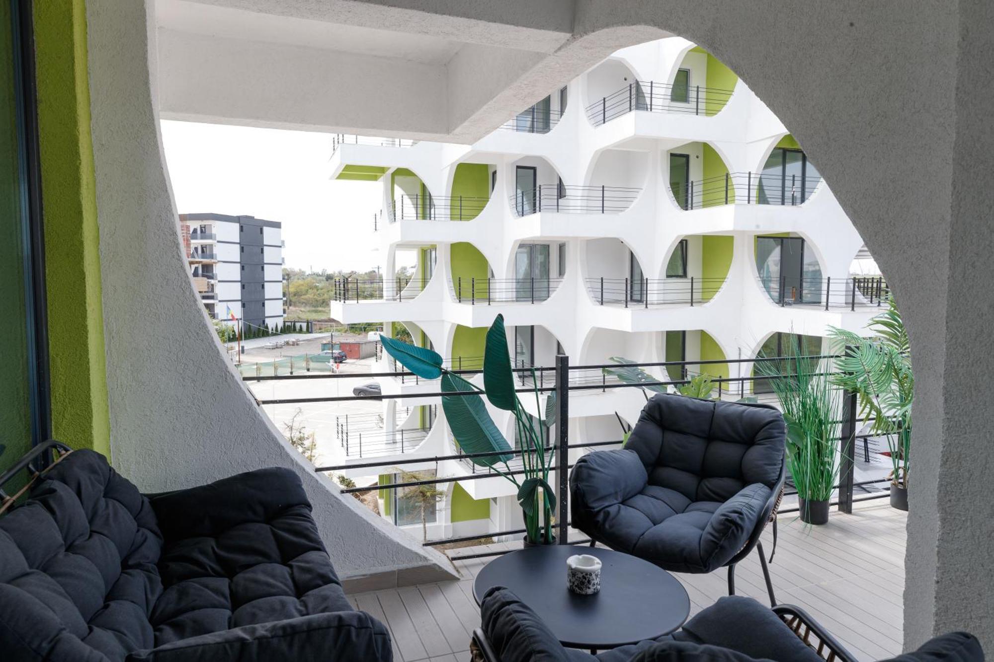 Grazzia Deluxe Apartments นาโวดาริ ภายนอก รูปภาพ